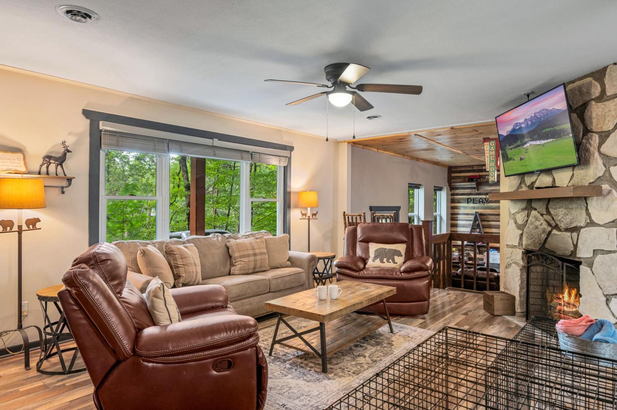 Beautiful Chalet With Fireplace And Large Game Room Gatlinburg Exterior foto