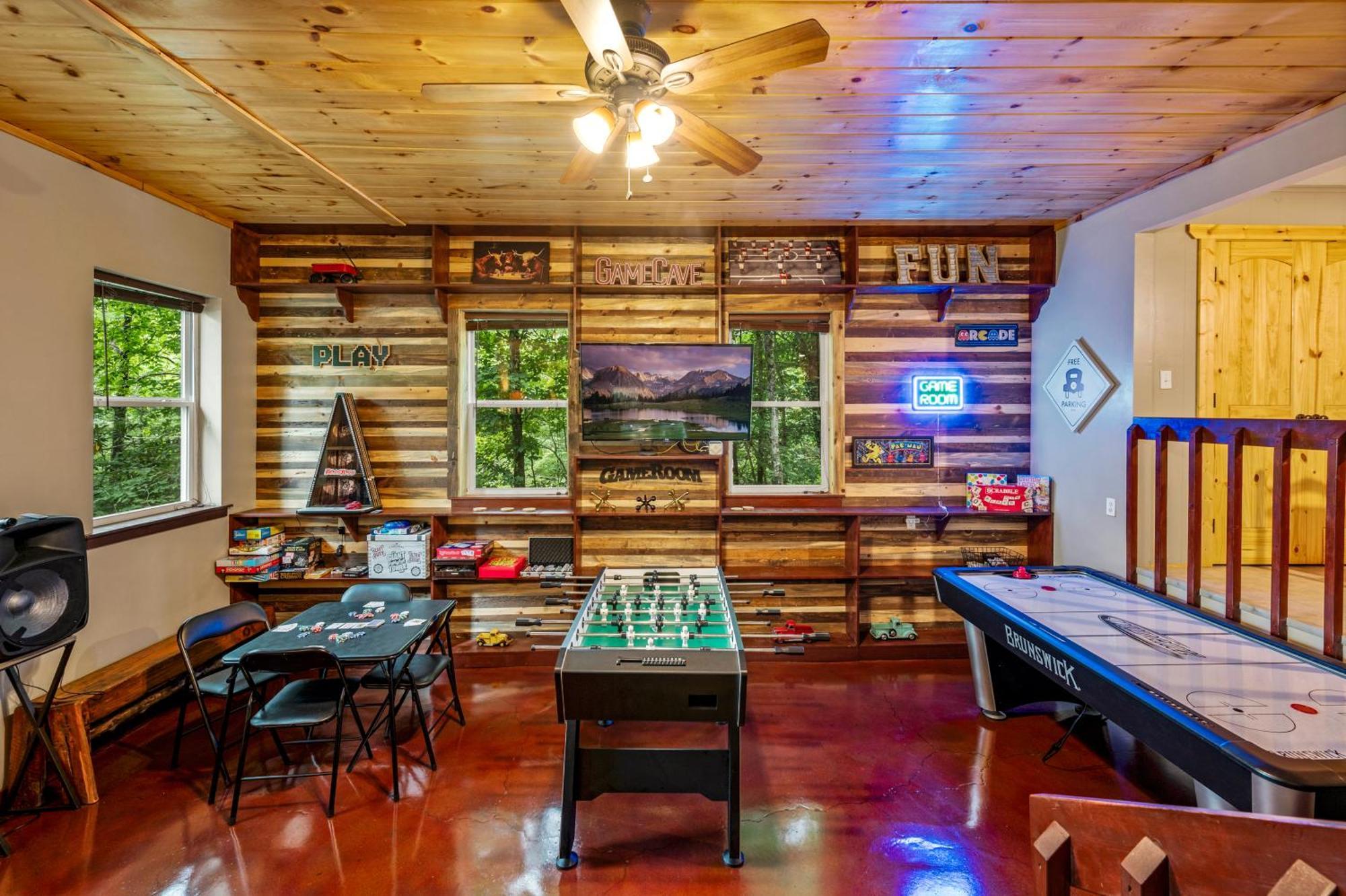 Beautiful Chalet With Fireplace And Large Game Room Gatlinburg Exterior foto