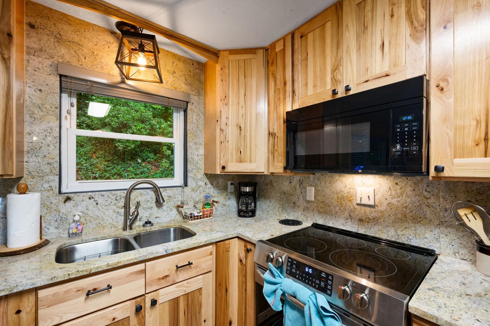 Beautiful Chalet With Fireplace And Large Game Room Gatlinburg Exterior foto