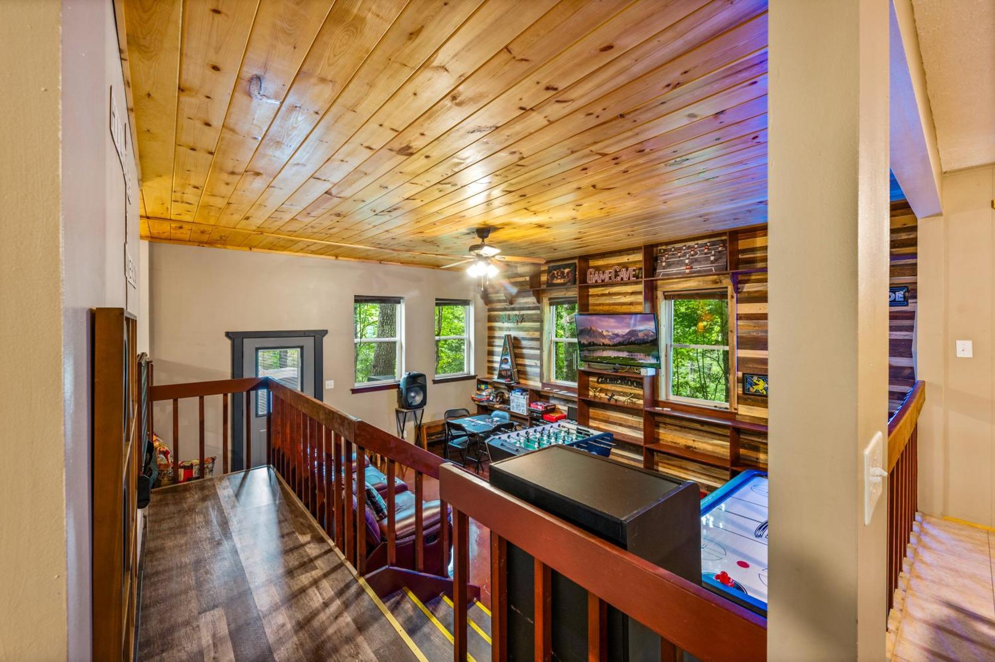 Beautiful Chalet With Fireplace And Large Game Room Gatlinburg Exterior foto